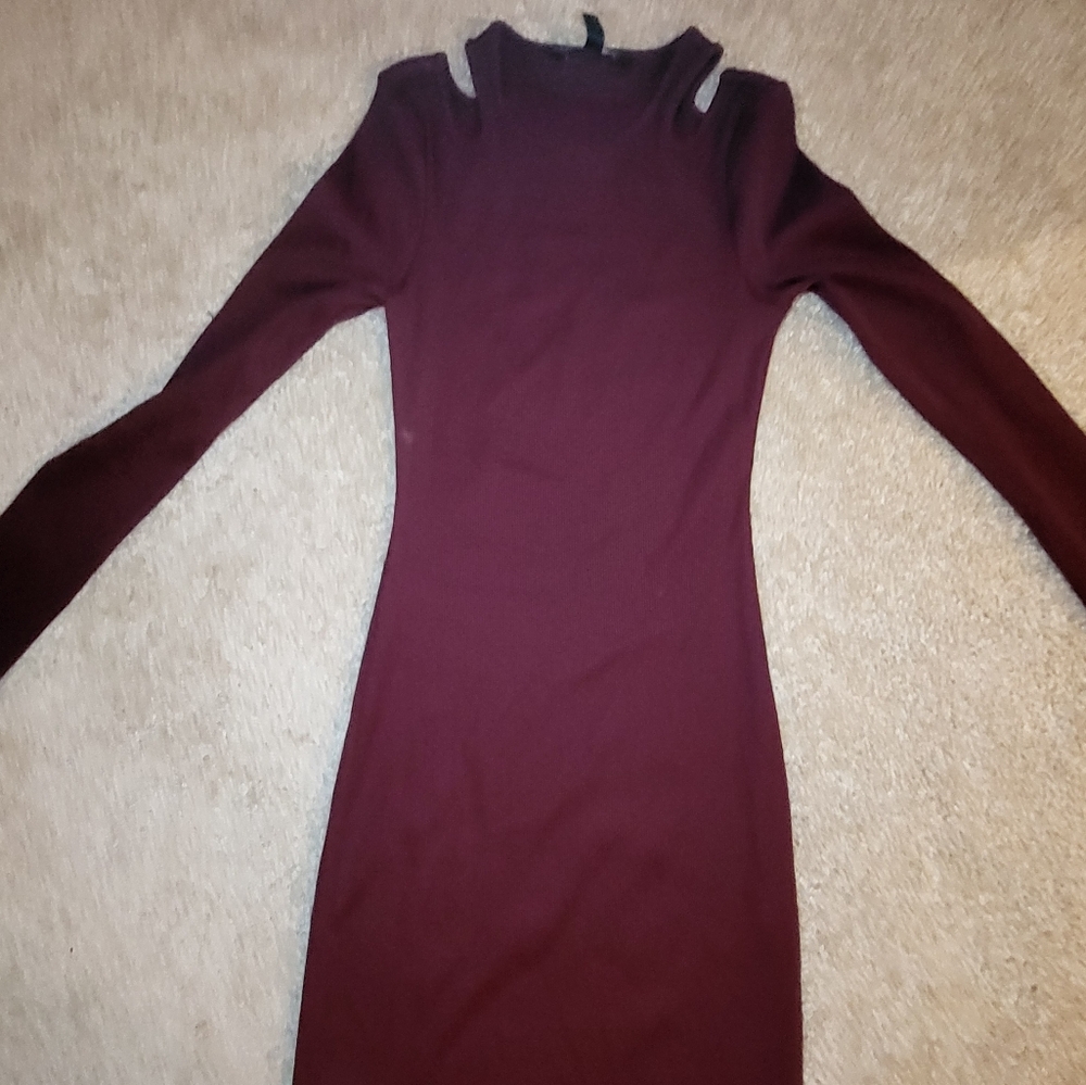 Dress - Picture 2 of 6
